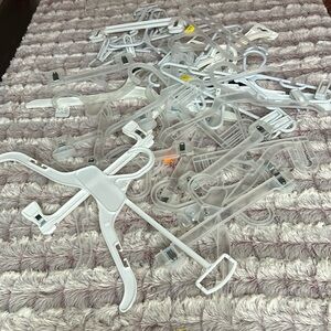 Mix & Match 28 kids hangers Clear & White